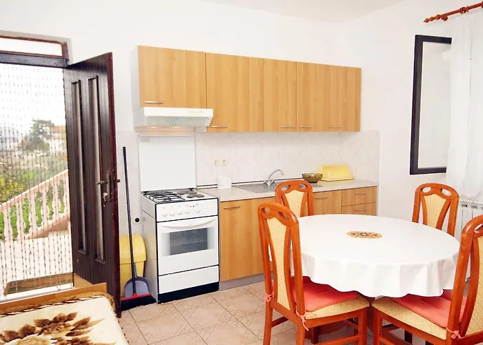 Διαμέρισμα With Parking Space Sukosan, Zadar - 5888 *